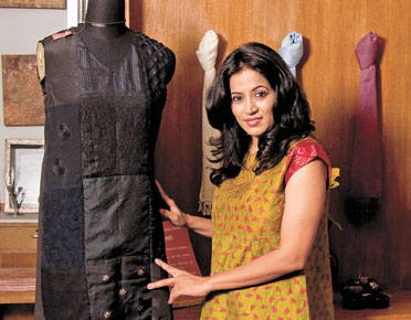 Free Information and News about Fashion Designers of India - Deepika Govind